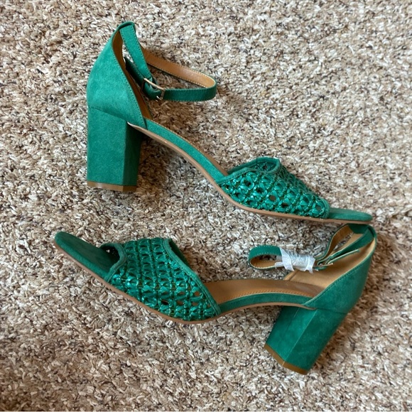 Long Tall Sally Block Heel Sandal Green NWOT US Size 14 - Picture 7 of 7